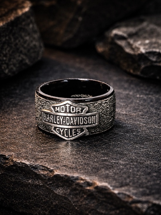 Harley-Davidson Other - Harley-Davidson Men's Black & Silver Logo Ring Size 8
